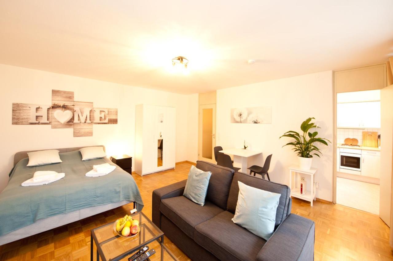 Studio Apartment - Zentral Mit Parkplatz - Balkon Bayreuth Exterior photo